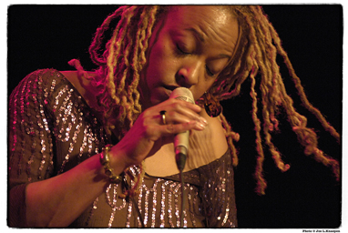 Cassandra Wilson01.jpg