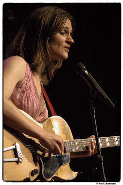 Madeleine Peyroux01.jpg